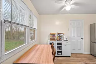 288 W 17th St, Chicago Heights, IL 60411 - Photo 8