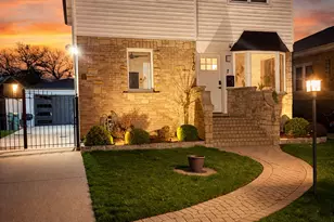 2120 N 76th Ct, Elmwood Park, IL 60707 - Photo 2