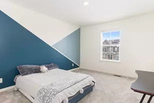 387 S Pointe Ave, South Elgin, IL 60177 - Photo 22