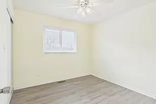 209 Todd St, Park Forest, IL 60466 - Photo 18