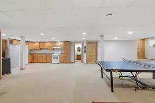 1007 Peregrine Way, Hampshire, IL 60140 - Photo 24