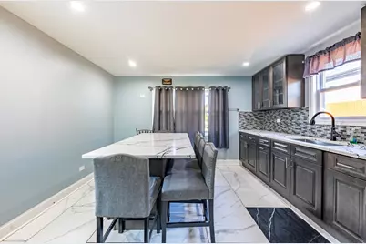 7740 Laramie Avenue, Burbank, IL 60459 - Photo 6