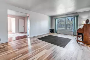 11 Birchwood Ave, Deerfield, IL 60015 - Photo 4