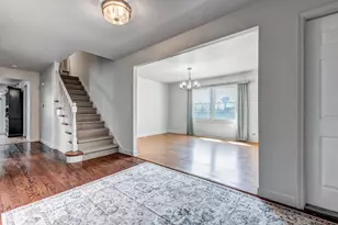 11 Birchwood Ave, Deerfield, IL 60015 - Photo 2