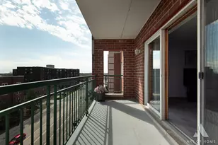 650 S River Rd, Des Plaines, IL 60016 - Photo 28