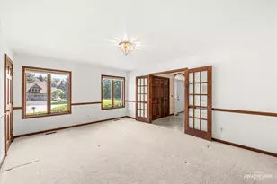 10 Century Ct, Oswego, IL 60543 - Photo 18