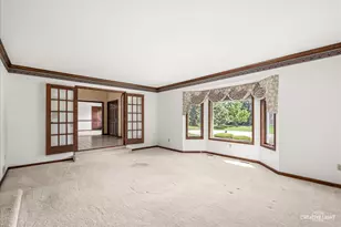 10 Century Ct, Oswego, IL 60543 - Photo 12