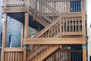 4429 S Calumet Ave, Chicago, IL 60653 - Photo 10