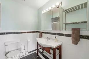 1350 N Sterling Ave, Palatine, IL 60067 - Photo 10