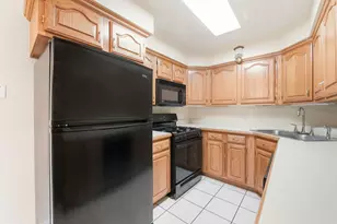 1350 N Sterling Ave, Palatine, IL 60067 - Photo 4