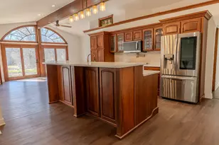 888 Woodstock Rd, Olympia Fields, IL 60461 - Photo 8