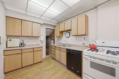 9636 S Central Park Avenue, Evergreen Park, IL 60805 - Photo 6