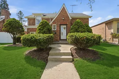9636 S Central Park Avenue, Evergreen Park, IL 60805 - Photo 1