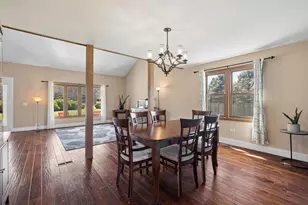 1404 Carriage Ln, Bolingbrook, IL 60490 - Photo 8