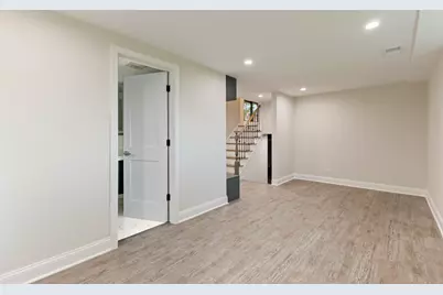 820 N Merrill Street, Park Ridge, IL 60068 - Photo 14