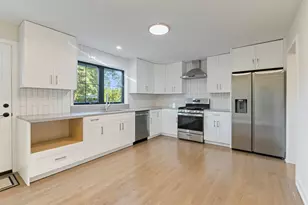 820 N Merrill St, Park Ridge, IL 60068 - Photo 12