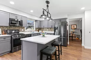 1150 Lehnertz Ave, Aurora, IL 60505 - Photo 12