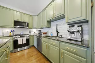 2416 W Thomas St, Chicago, IL 60622 - Photo 6