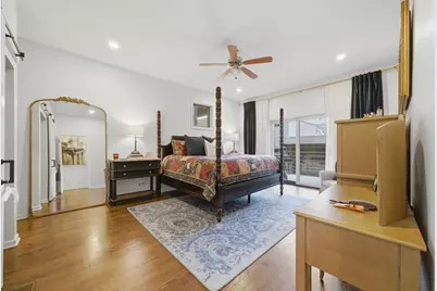 2416 W Thomas Street #1, Chicago, IL 60622 - Photo 8