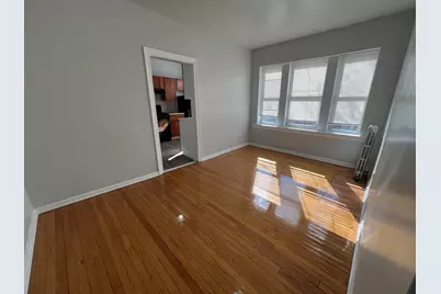 2047 E 68th Street #3W, Chicago, IL 60649 - Photo 4