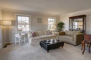 1119 Stratford Ln, Lake Zurich, IL 60047 - Photo 2