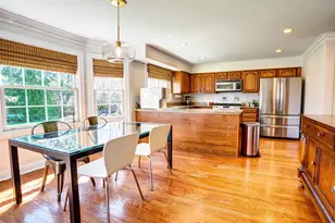 1119 Stratford Ln, Lake Zurich, IL 60047 - Photo 8