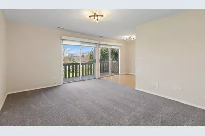 628 Mallard Court #B2, Bartlett, IL 60103 - Photo 4