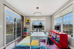 1403 Karen Dr, West Dundee, IL 60118 - Photo 12