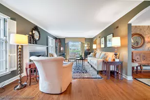 3447 W Maple St, Evergreen Park, IL 60805 - Photo 4