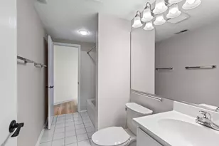 511 Aurora Ave, Naperville, IL 60540 - Photo 14