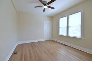 8602 S Muskegon Ave, Chicago, IL 60617 - Photo 4