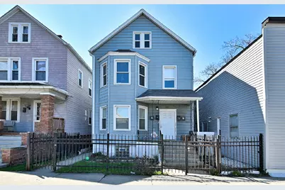 8602 S Muskegon Avenue #1R, Chicago, IL 60617 - Photo 1