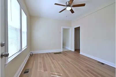 8602 S Muskegon Avenue #1R, Chicago, IL 60617 - Photo 2