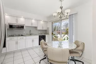 515 N Walnut St, Itasca, IL 60143 - Photo 8