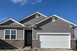 6284 Redwood Trl, Wonder Lake, IL 60097 - Photo 1
