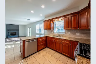 5N575 Abilene Trail, Bloomingdale, IL 60108 - Photo 10