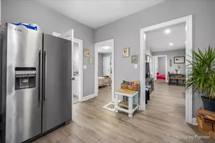 519 W Highland Ave, Elgin, IL 60123 - Photo 16