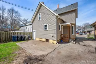 519 W Highland Ave, Elgin, IL 60123 - Photo 6