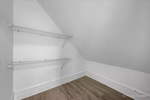 519 W Highland Ave, Elgin, IL 60123 - Photo 32