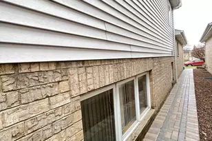 7051 W 64th Pl, Chicago, IL 60638 - Photo 20