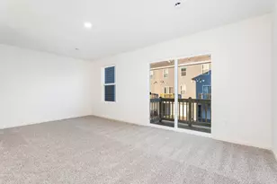 1059 Briar Gln Ct, Hampshire, IL 60140 - Photo 6