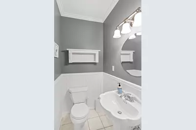 605 N 3rd Avenue, Saint Charles, IL 60174 - Photo 18