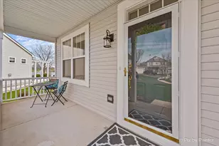 2410 Lindsay Ct, West Chicago, IL 60185 - Photo 4