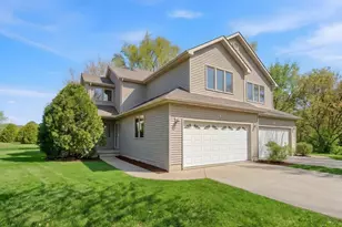 113 Andresen Ct, Dekalb, IL 60115 - Photo 1