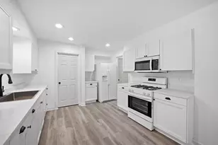 113 Andresen Ct, Dekalb, IL 60115 - Photo 10