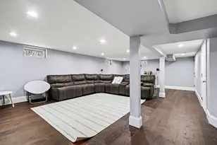 10360 Brenner Ct, Naperville, IL 60564 - Photo 10