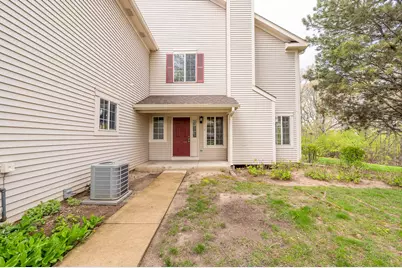 570 Fox Ridge Drive #B, Fox Lake, IL 60020 - Photo 2