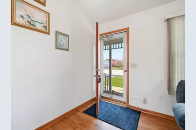 1730 Pebblewood Court, Sycamore, IL 60178 - Photo 8