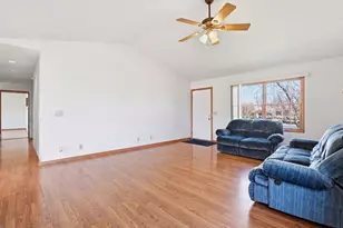 1730 Pebblewood Ct, Sycamore, IL 60178 - Photo 6