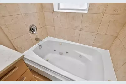 [Address not provided], Chicago, IL 60626 - Photo 16